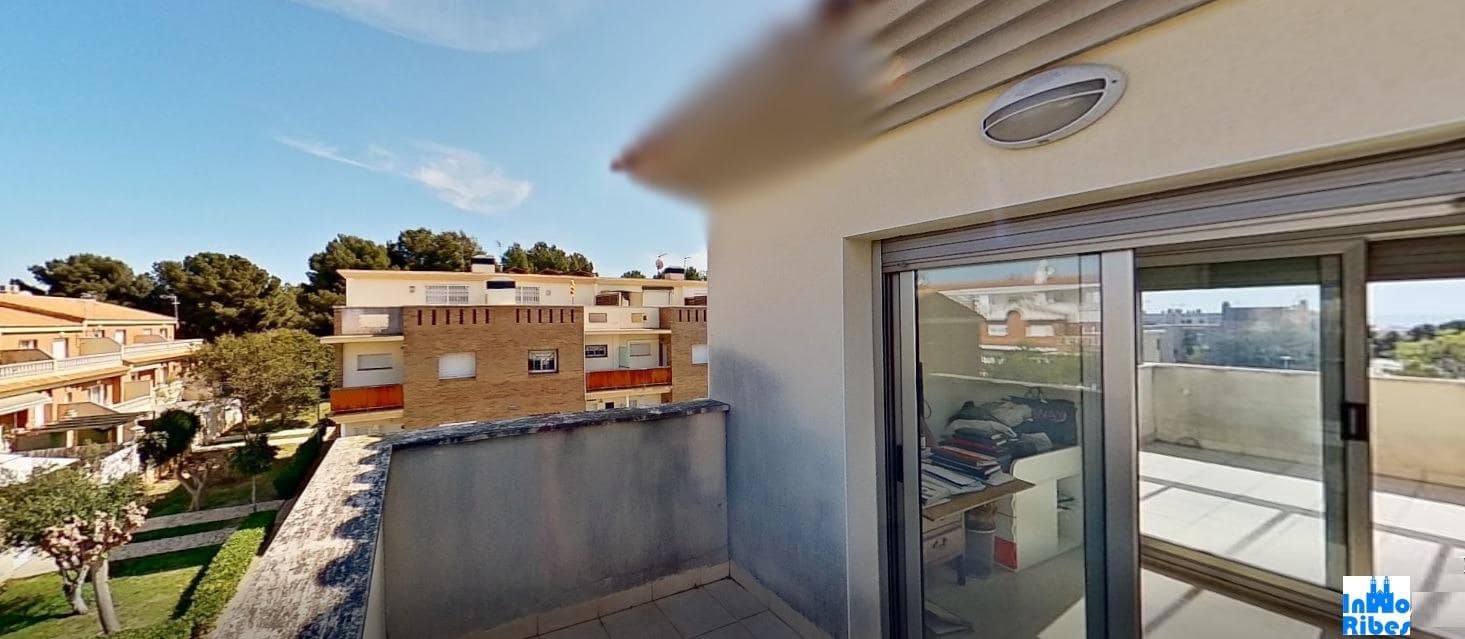 Adosado de 4 habitaciones en El Vendrell en venta con piscina garaje - 345.000 € (Ref: 8779612)