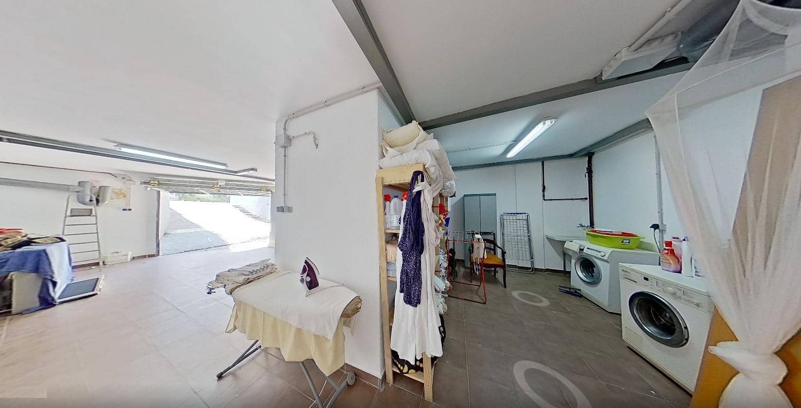 Adosado de 4 habitaciones en El Vendrell en venta con piscina garaje - 345.000 € (Ref: 8779612)