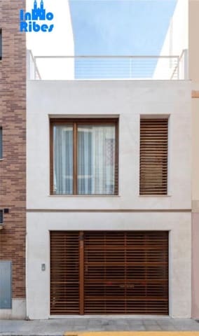 4 chambre Villa/Maison Semi-Mitoyenne à vendre à Sant Pere de Ribes avec garage - 850 000 € (Ref: 9073497)