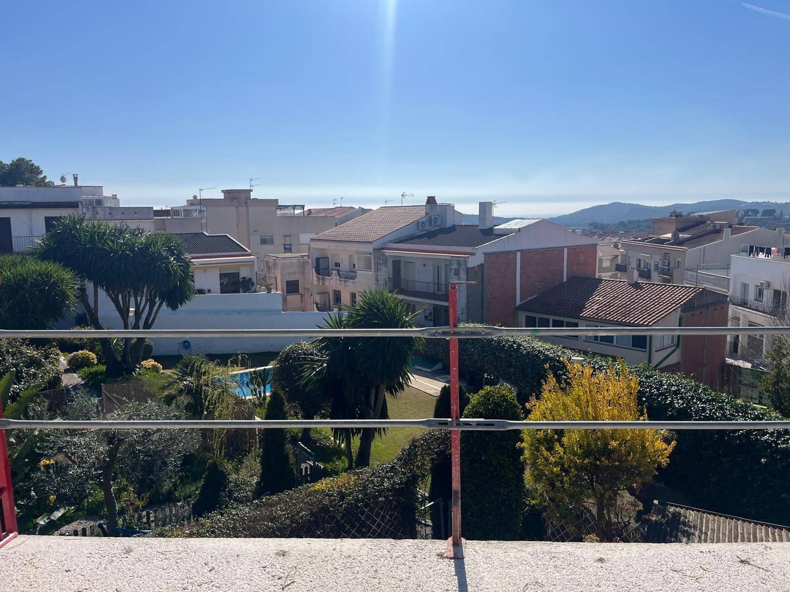 4 sypialnia Dom blizniak na sprzedaż w Sant Pere de Ribes z garażem - 850 000 € (Ref: 9073497)
