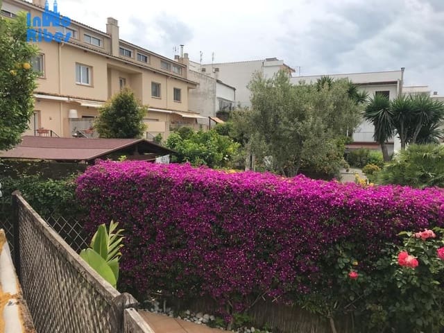 4 Zimmer Doppelhaus zu verkaufen in Sant Pere de Ribes mit Garage - 850.000 € (Ref: 9073497)