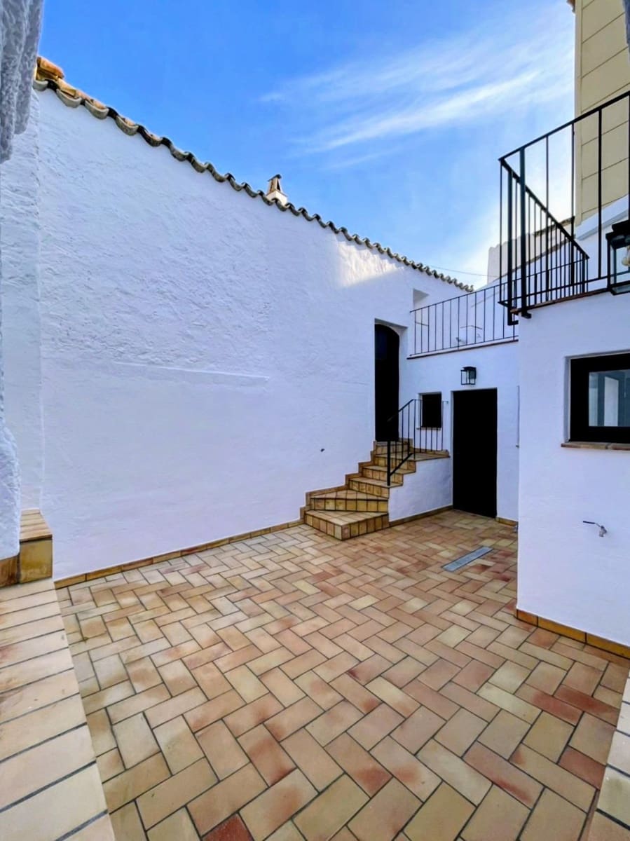 5 soverom Hus til salgs i Sant Pere de Ribes med garasje - € 940 000 (Ref: 9262671)