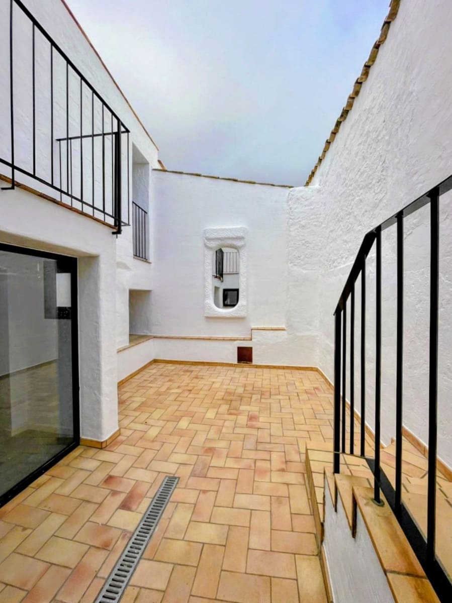 5 soverom Hus til salgs i Sant Pere de Ribes med garasje - € 940 000 (Ref: 9262671)