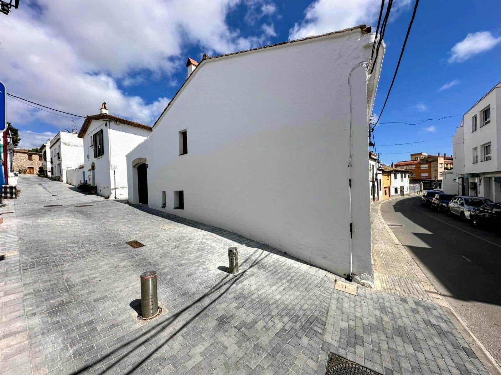 5 bedroom Townhouse for sale in Sant Pere de Ribes with garage - € 890,000 (Ref: 9262671)