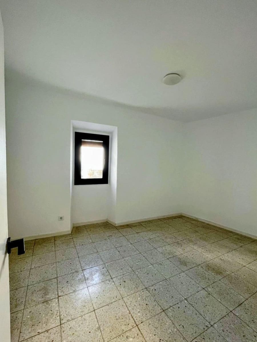 5 bedroom Townhouse for sale in Sant Pere de Ribes with garage - € 890,000 (Ref: 9262671)