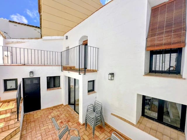 Casa de 5 habitaciones en Sant Pere de Ribes en venta con garaje - 890.000 € (Ref: 9262671)
