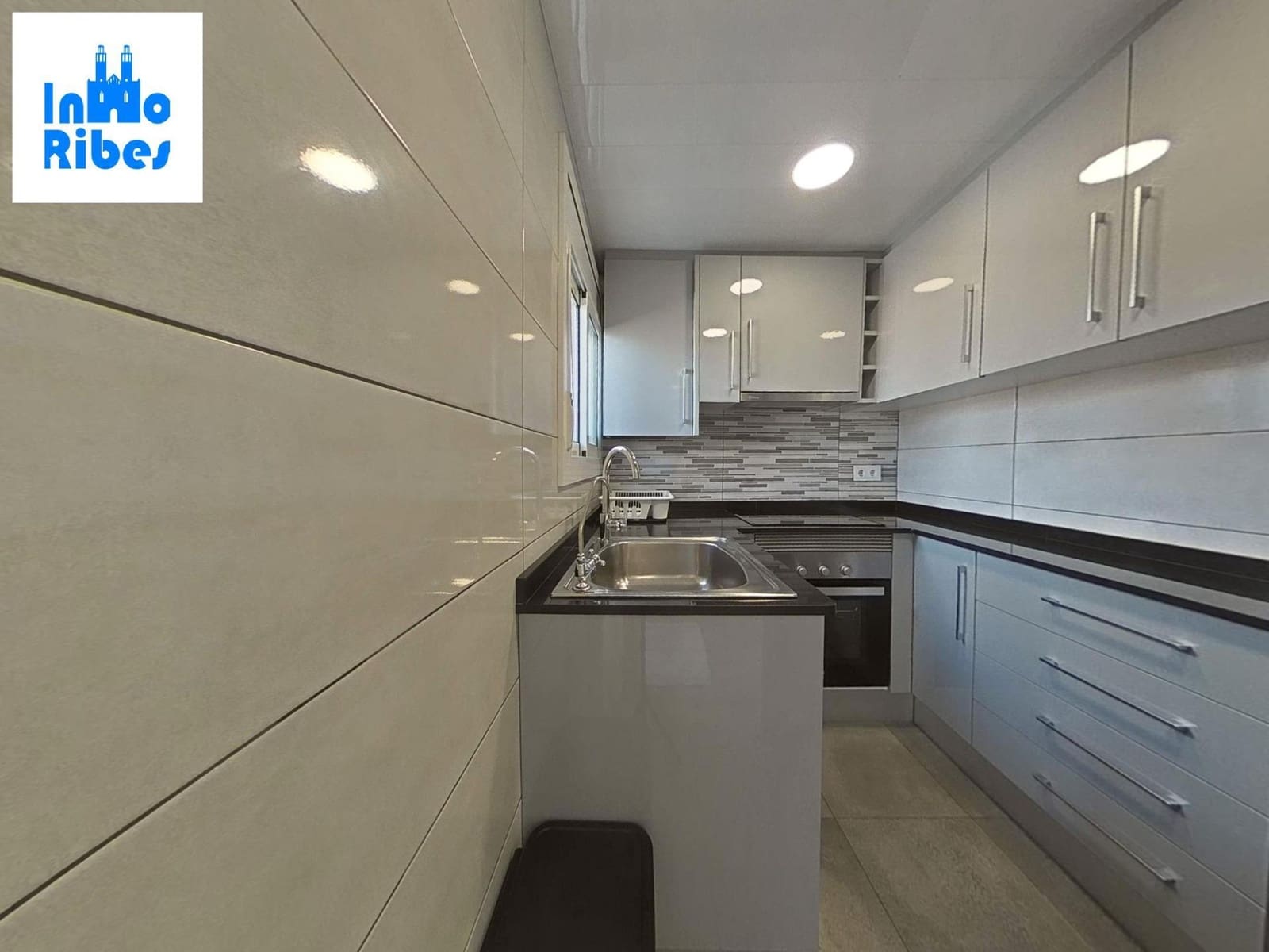 Ático de 3 habitaciones en Sant Pere de Ribes en venta - 210.000 € (Ref: 9296961)