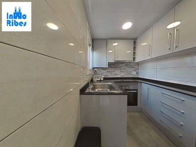 3 slaapkamer Penthouse te koop in Sant Pere de Ribes - € 210.000 (Ref: 9296961)