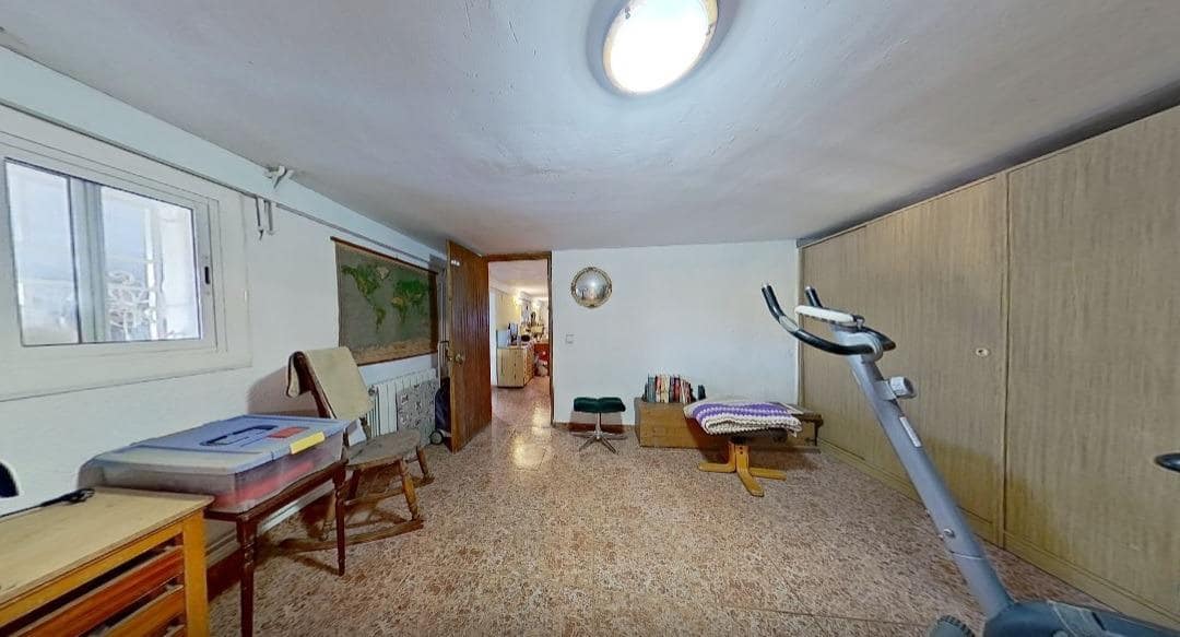 6 sypialnia Willa na sprzedaż w Olivella z basenem garażem - 369 000 € (Ref: 9342126)