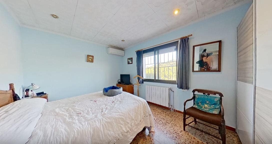 6 sypialnia Willa na sprzedaż w Olivella z basenem garażem - 369 000 € (Ref: 9342126)