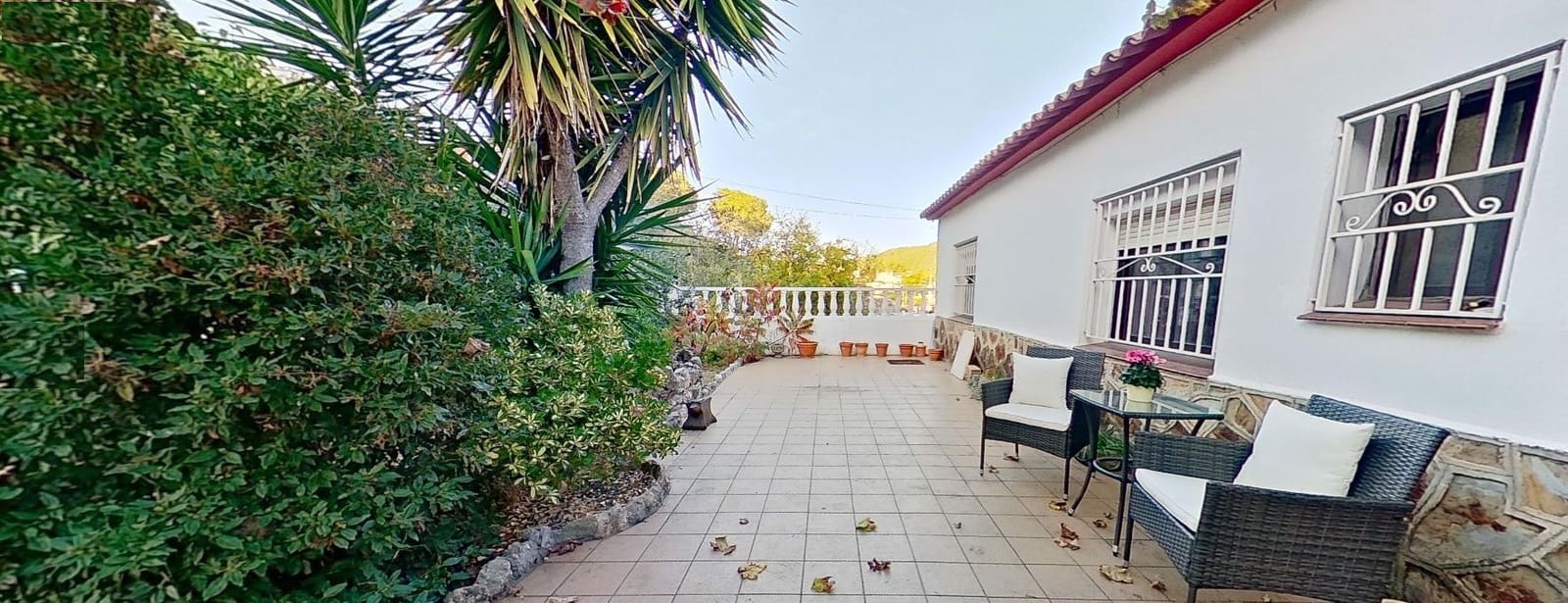 6 sypialnia Willa na sprzedaż w Olivella z basenem garażem - 369 000 € (Ref: 9342126)