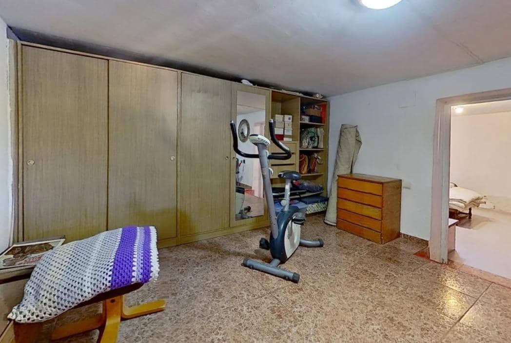 6 chambre Villa/Maison à vendre à Olivella avec piscine garage - 369 000 € (Ref: 9342126)