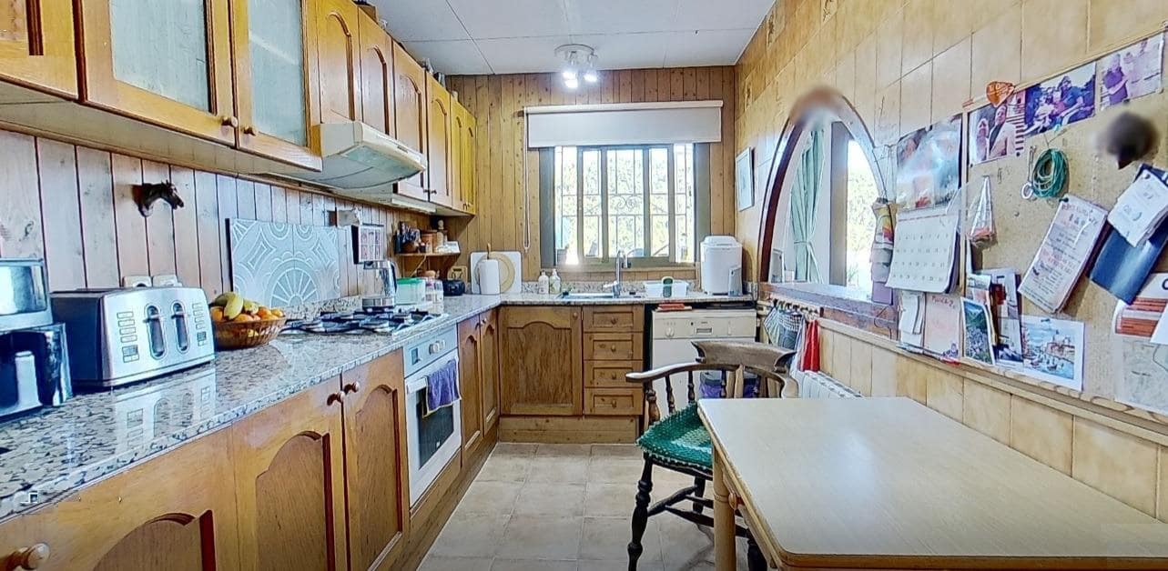 6 chambre Villa/Maison à vendre à Olivella avec piscine garage - 369 000 € (Ref: 9342126)