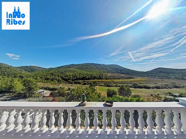 6 bedroom Villa for sale in Olivella with pool garage - € 369,000 (Ref: 9342126)