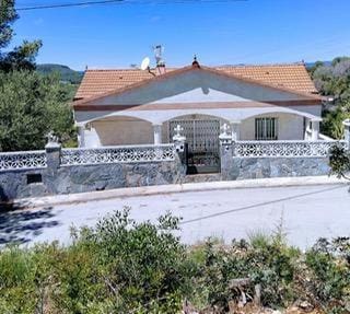 4 Zimmer Villa zu verkaufen in Olivella mit Garage - 294.000 € (Ref: 9349641)