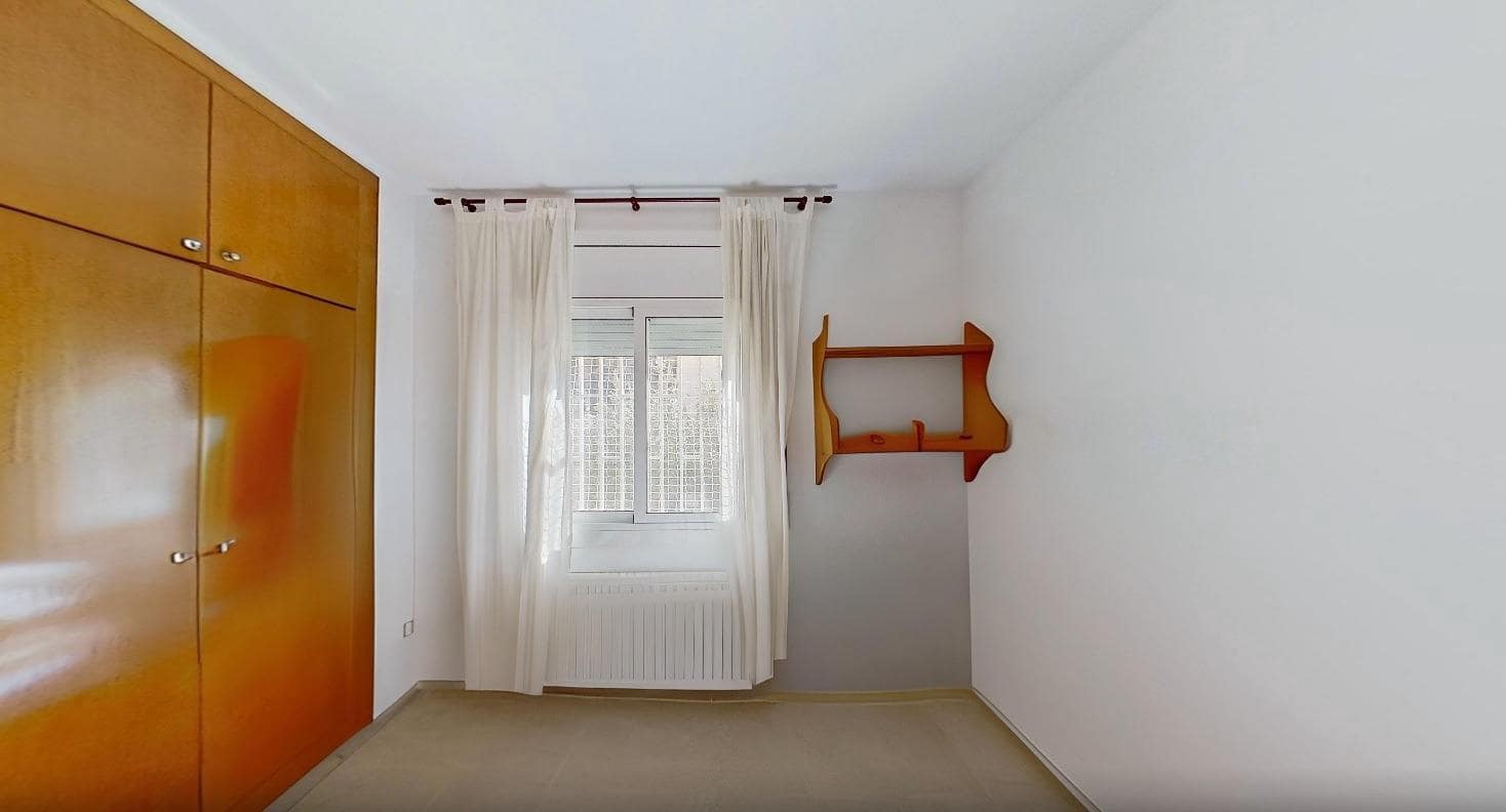 Chalet de 4 habitaciones en Calafell en venta con garaje - 540.000 € (Ref: 9424457)