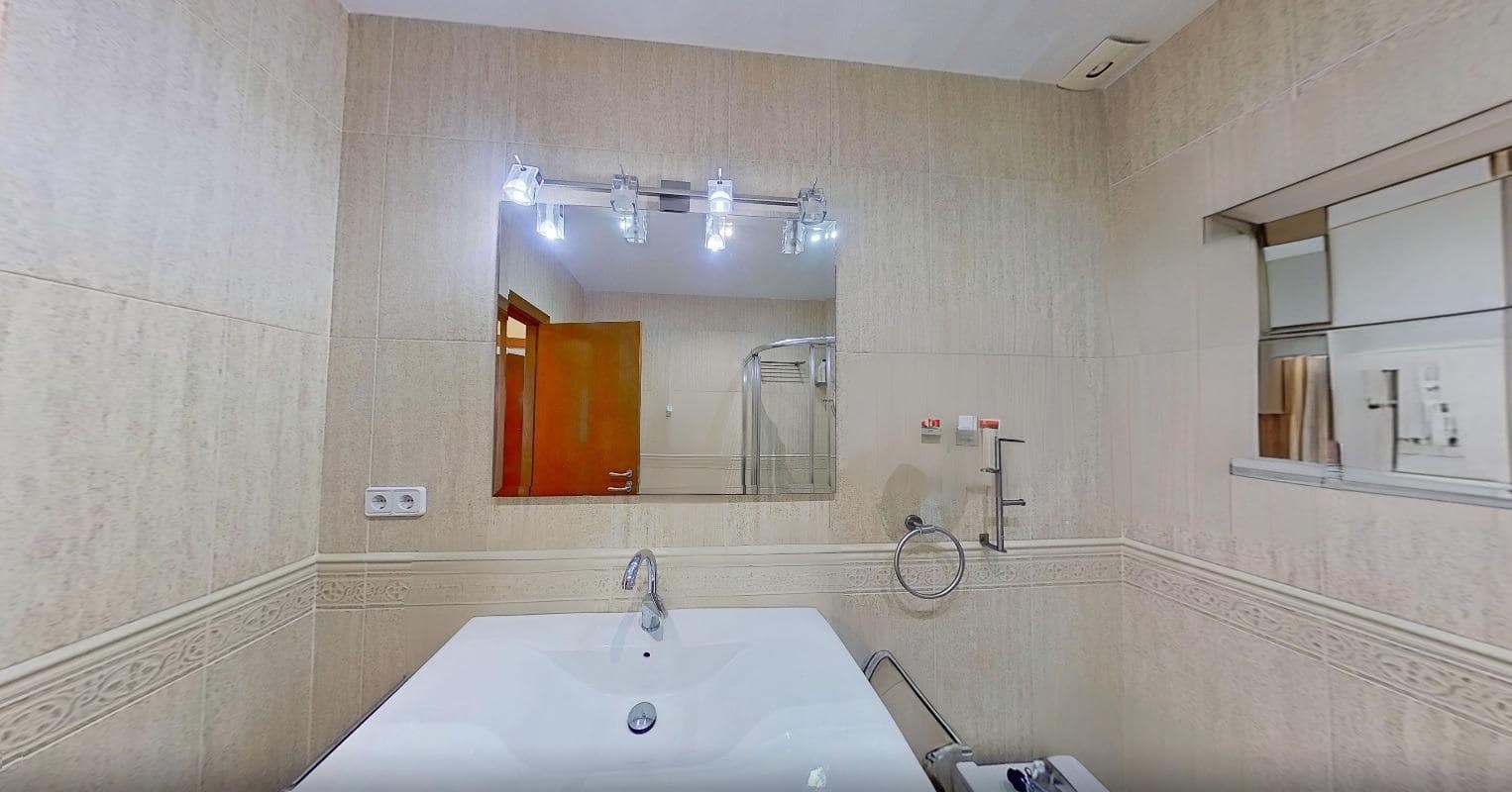 Chalet de 4 habitaciones en Calafell en venta con garaje - 540.000 € (Ref: 9424457)