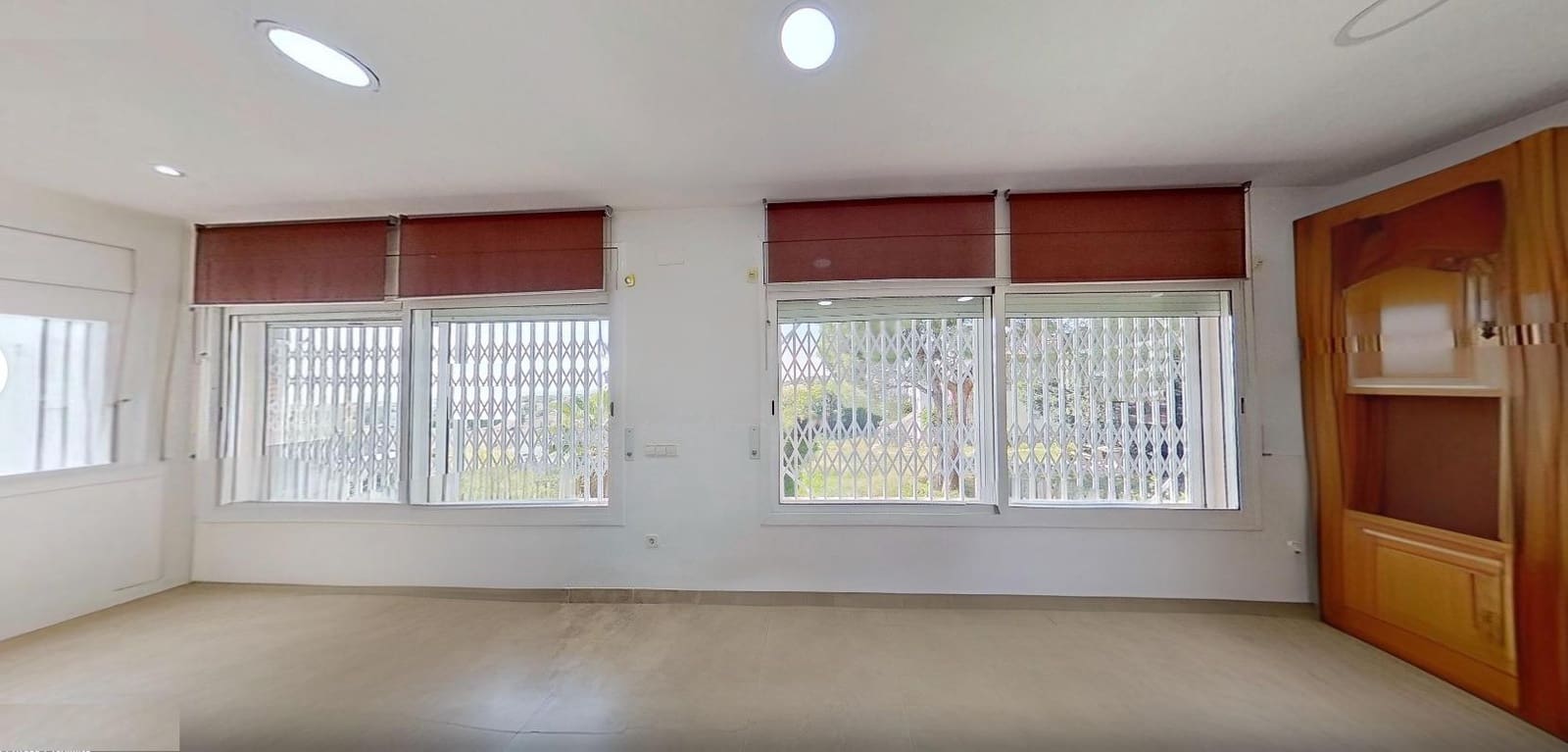 Chalet de 4 habitaciones en Calafell en venta con garaje - 540.000 € (Ref: 9424457)