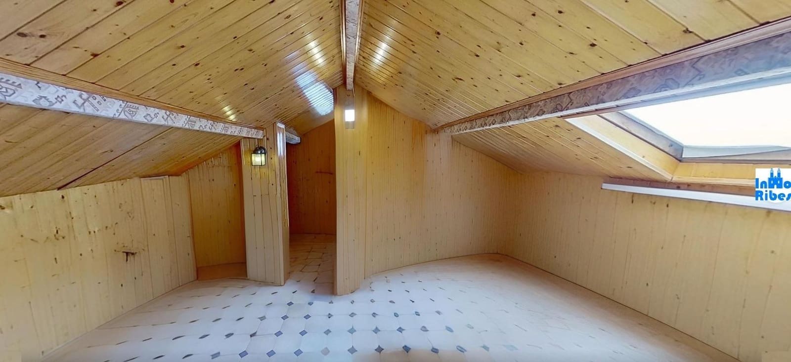Chalet de 4 habitaciones en Calafell en venta con garaje - 540.000 € (Ref: 9424457)