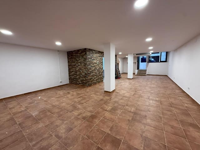 Commercial for rent in Sitges - € 1,200 (Ref: 9433511)