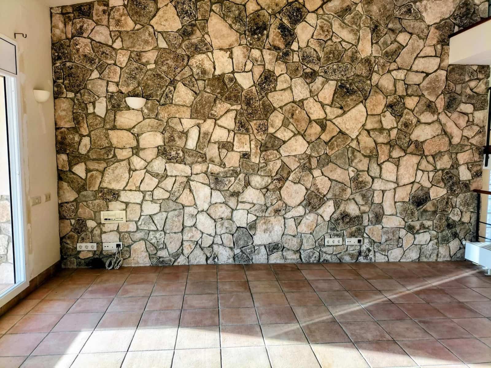 Chalet de 5 habitaciones en Canyelles en venta con piscina - 600.000 € (Ref: 9452795)