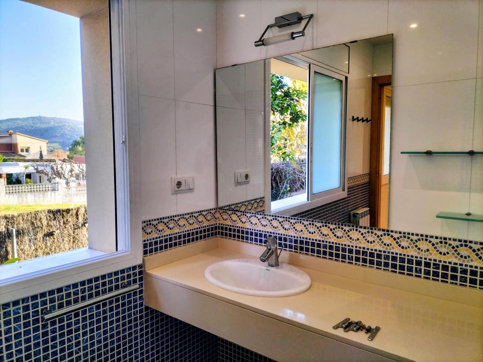 Chalet de 5 habitaciones en Canyelles en venta con piscina - 600.000 € (Ref: 9452795)