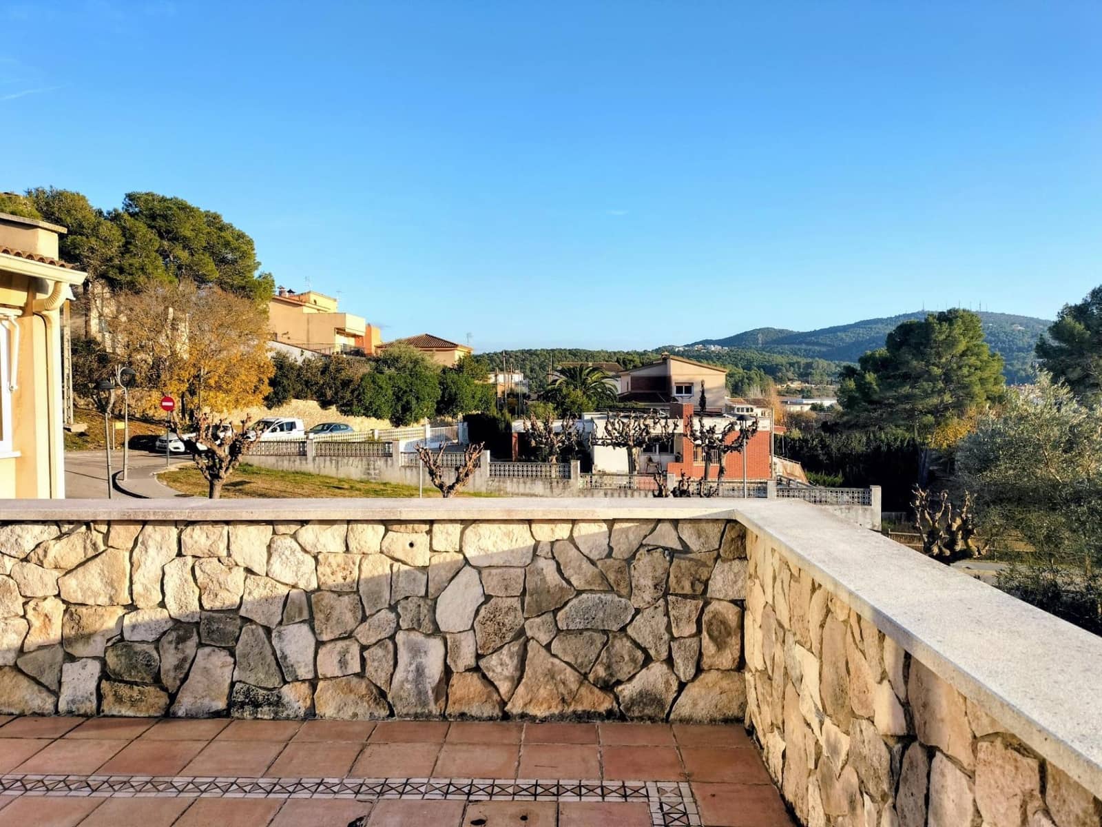 Chalet de 5 habitaciones en Canyelles en venta con piscina - 600.000 € (Ref: 9452795)