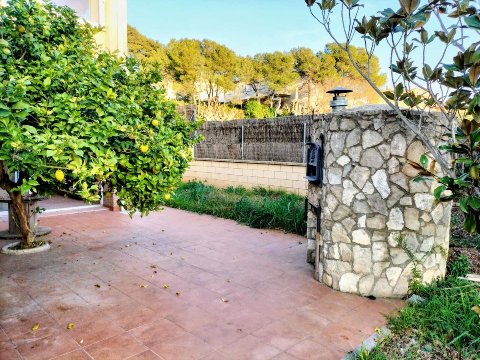 Chalet de 5 habitaciones en Canyelles en venta con piscina - 600.000 € (Ref: 9452795)