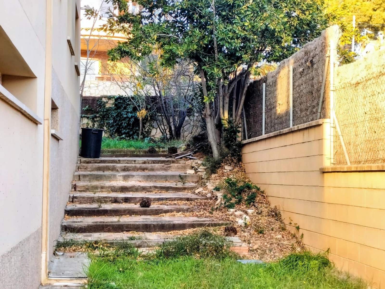 Chalet de 5 habitaciones en Canyelles en venta con piscina - 600.000 € (Ref: 9452795)