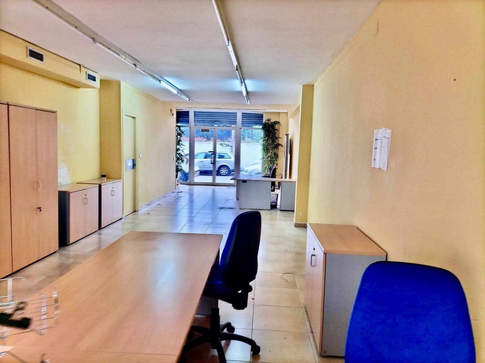 Local Commercial à louer à Sant Pere de Ribes - 1 500 € (Ref: 9474945)