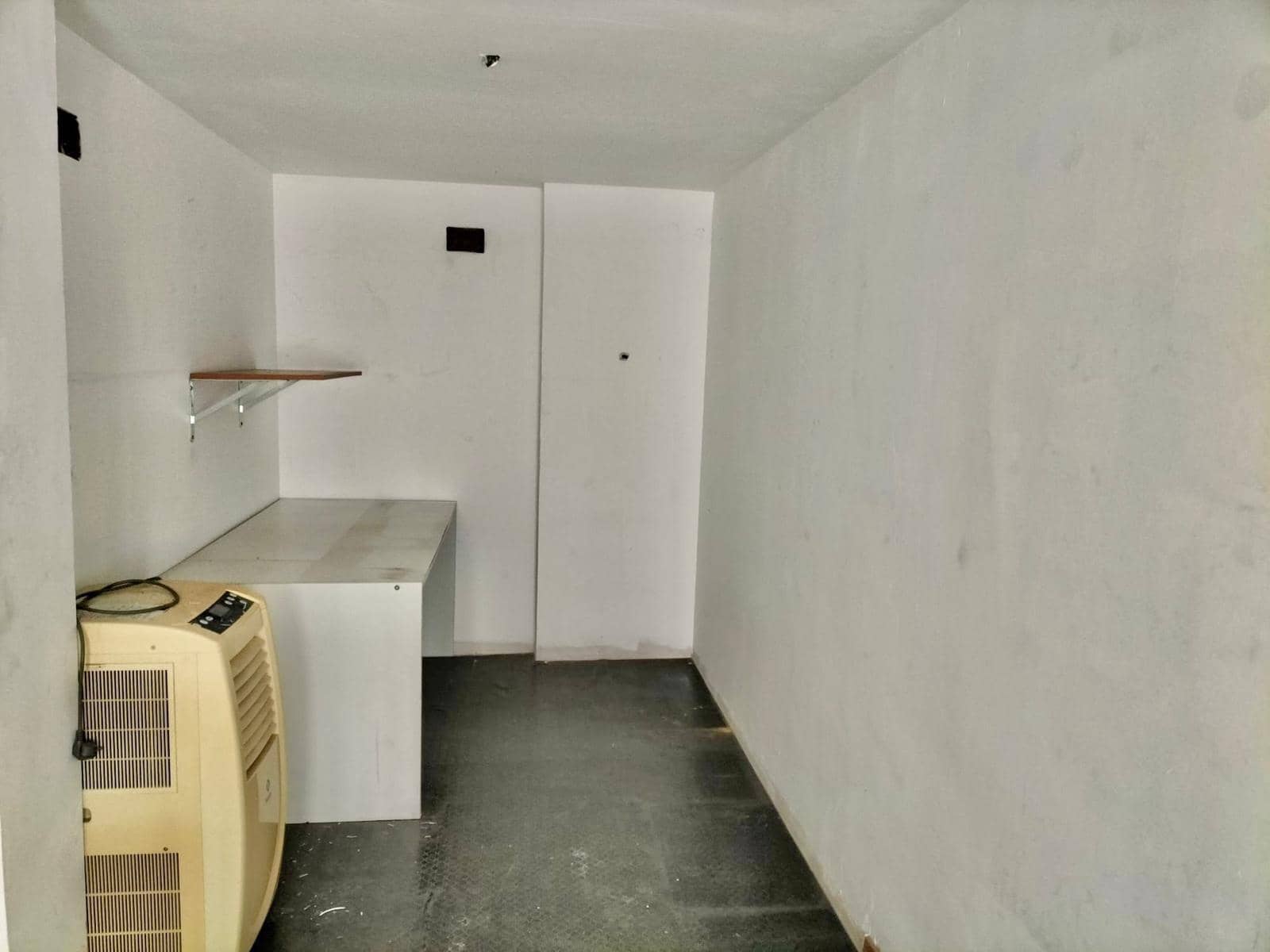 Local Commercial à louer à Sant Pere de Ribes - 1 500 € (Ref: 9474945)