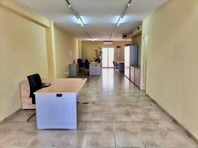 Komercyjne do wynajęcia w Sant Pere de Ribes - 1 500 € (Ref: 9474945)