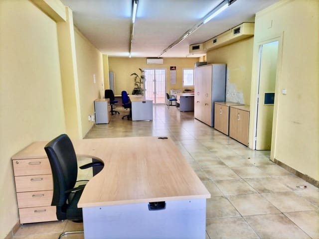 Komercyjne do wynajęcia w Sant Pere de Ribes - 1 500 € (Ref: 9474945)