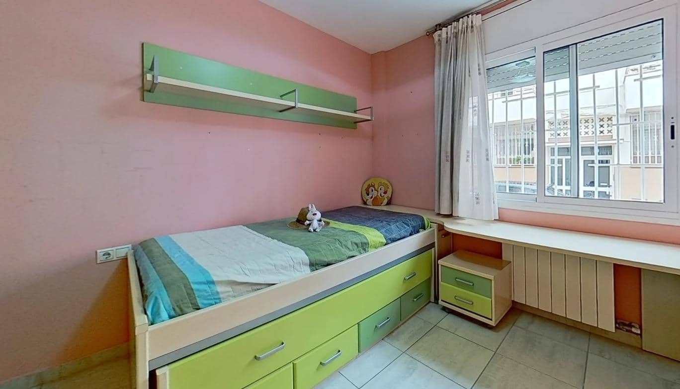 2 bedroom Flat for sale in Sant Pere de Ribes with garage - € 245,000 (Ref: 9543735)