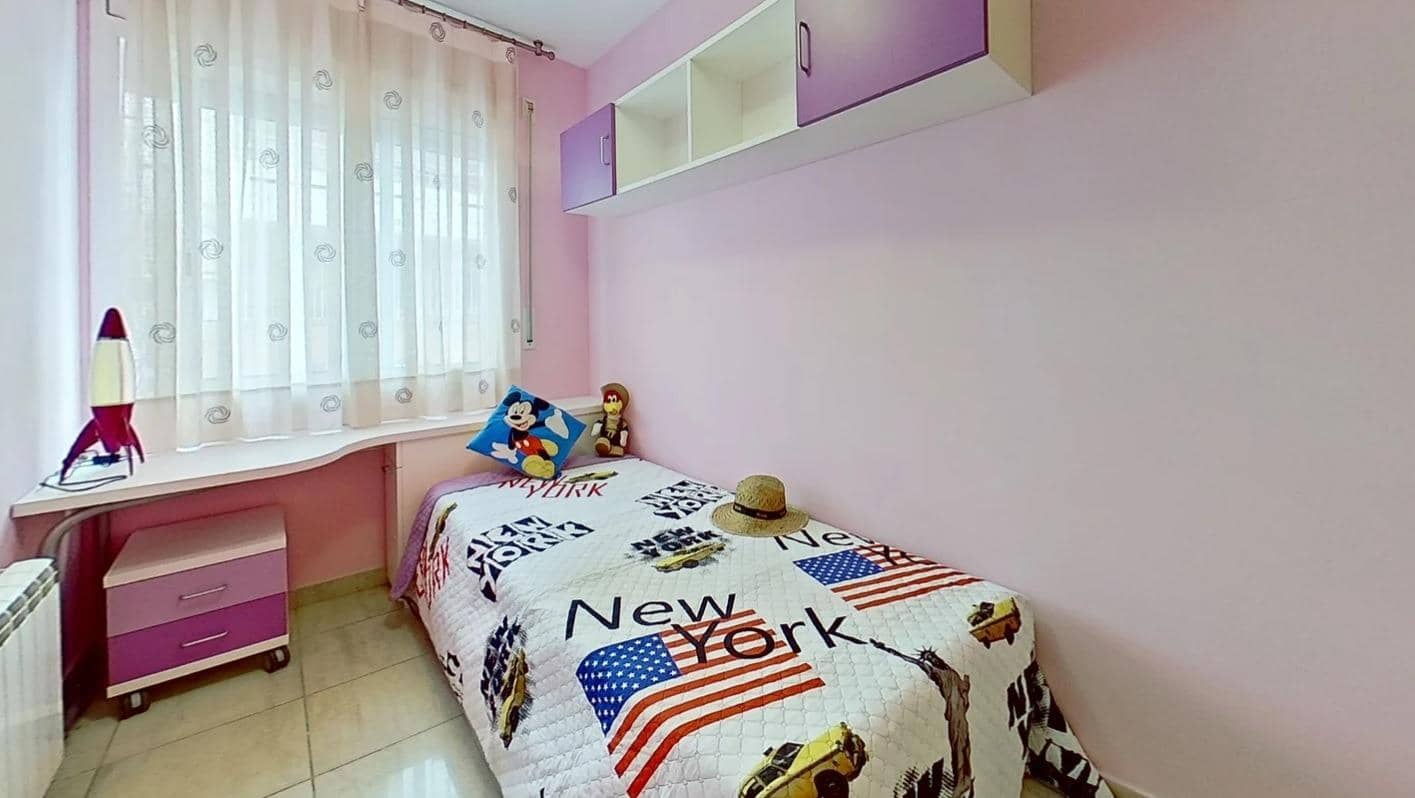 Piso de 2 habitaciones en Sant Pere de Ribes en venta con garaje - 245.000 € (Ref: 9543735)