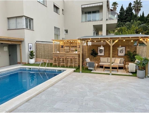 7 makuuhuone Huvila myytävänä paikassa Segur de Calafell, Calafell mukana uima-altaan 
autotalli - 425 000 € (Ref: 9548313)
