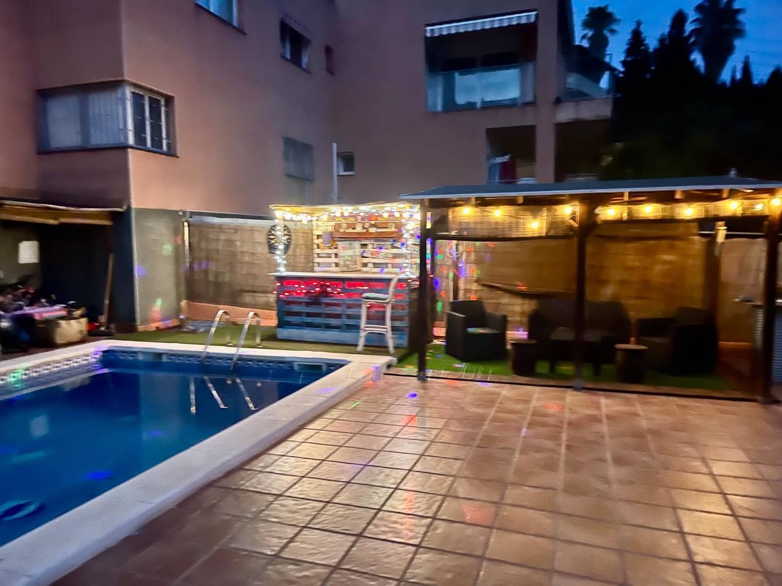 7 bedroom Villa for sale in Segur de Calafell with pool garage - € 425,000 (Ref: 9548313)