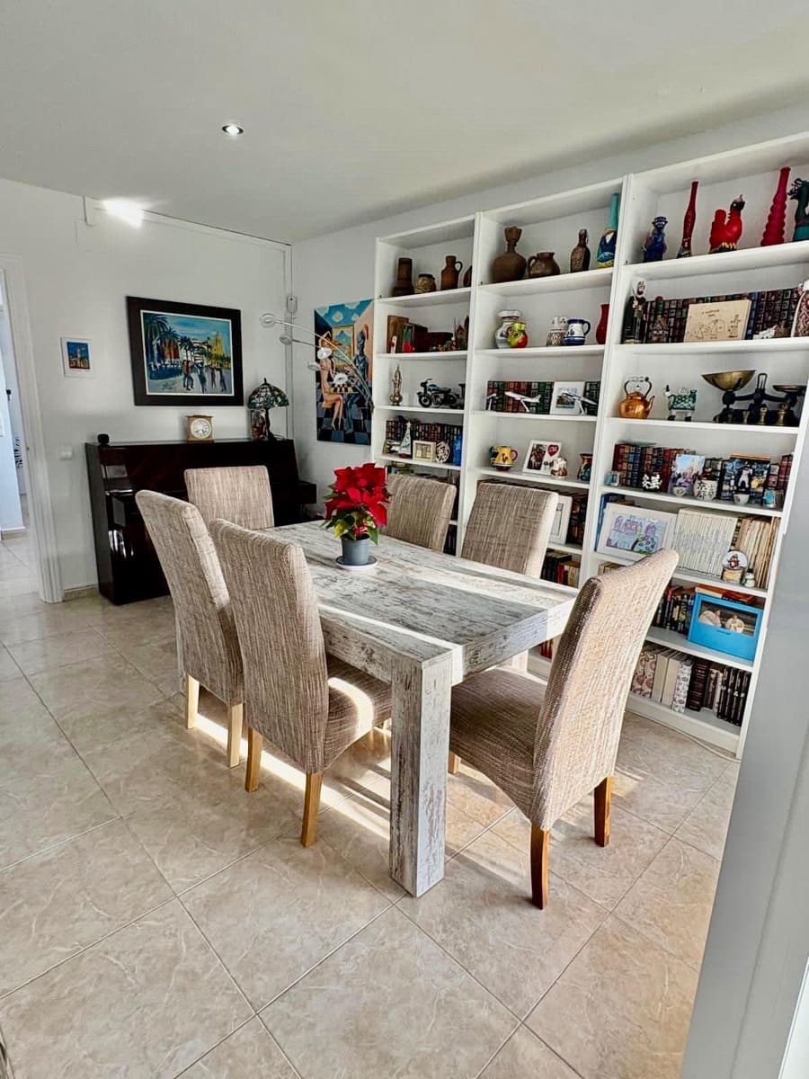 7 soveværelse Villa til salg i Segur de Calafell med swimmingpool garage - € 415.000 (Ref: 9548313)