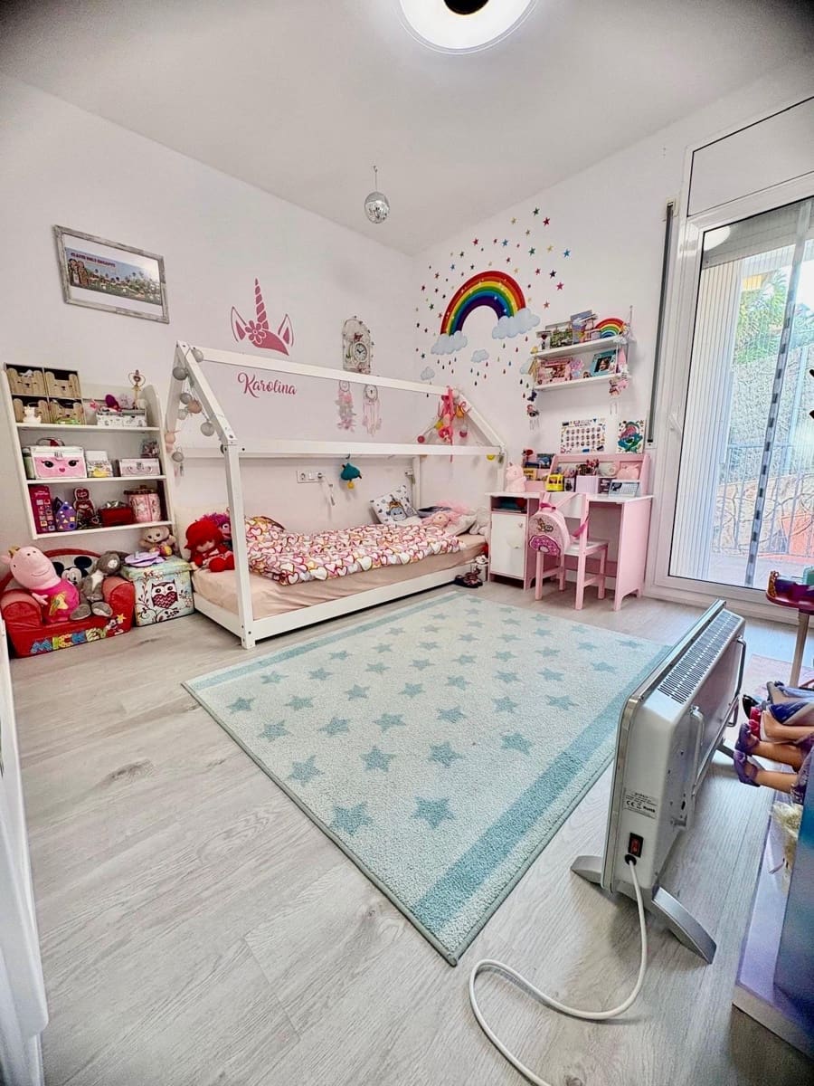 7 soveværelse Villa til salg i Segur de Calafell med swimmingpool garage - € 415.000 (Ref: 9548313)