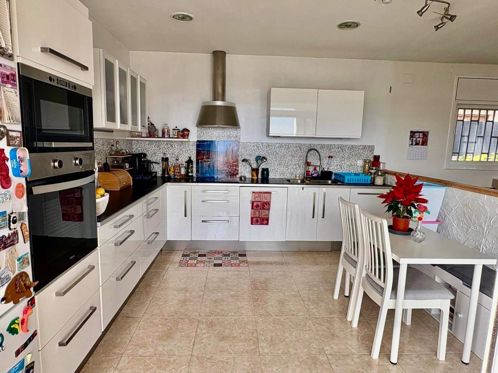 7 soveværelse Villa til salg i Segur de Calafell med swimmingpool garage - € 415.000 (Ref: 9548313)