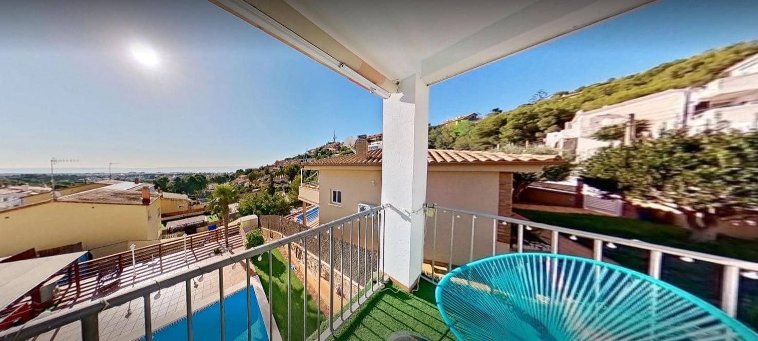 7 soveværelse Villa til salg i Segur de Calafell med swimmingpool garage - € 379.000 (Ref: 9548313)