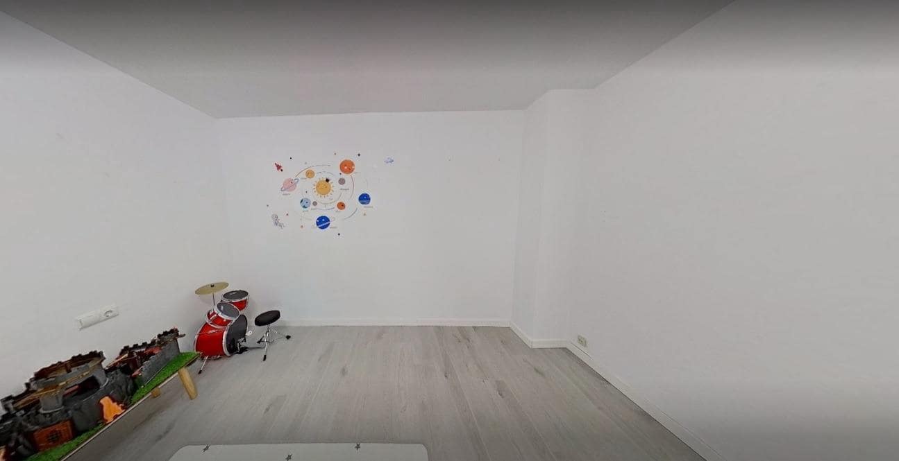 7 soveværelse Villa til salg i Segur de Calafell med swimmingpool garage - € 379.000 (Ref: 9548313)