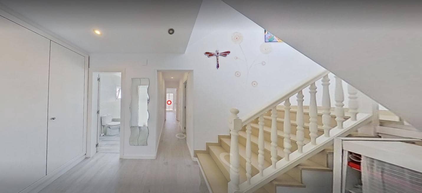 7 soveværelse Villa til salg i Segur de Calafell med swimmingpool garage - € 379.000 (Ref: 9548313)
