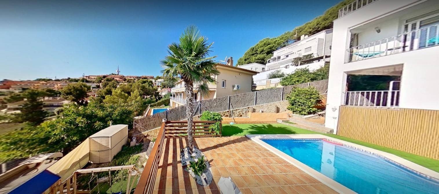 7 soveværelse Villa til salg i Segur de Calafell med swimmingpool garage - € 379.000 (Ref: 9548313)