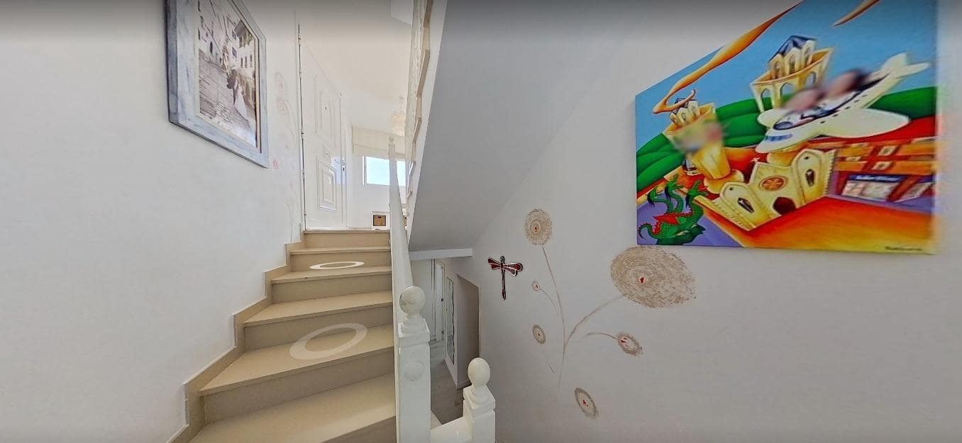 7 soveværelse Villa til salg i Segur de Calafell med swimmingpool garage - € 379.000 (Ref: 9548313)