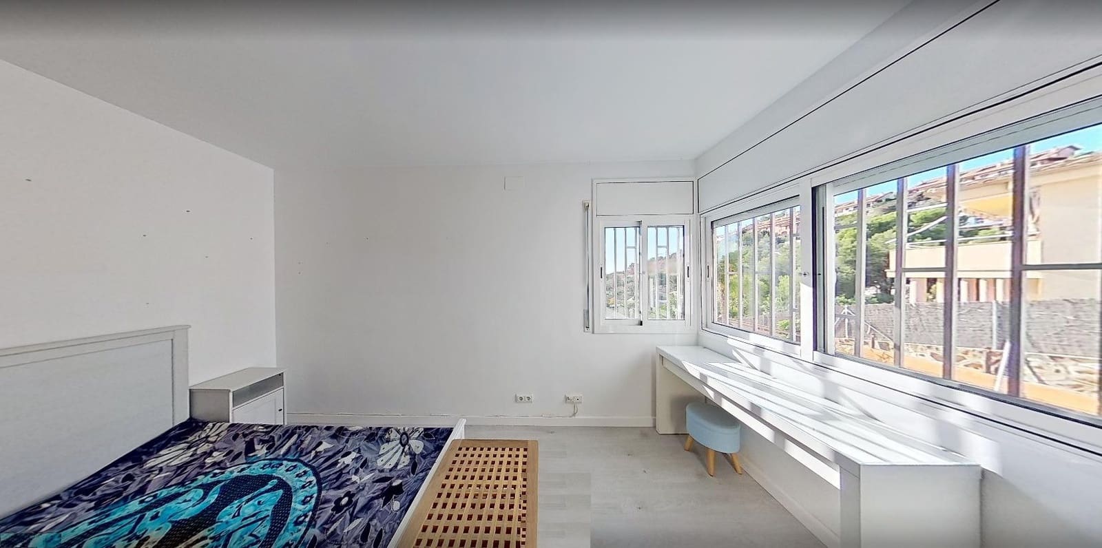 7 soveværelse Villa til salg i Segur de Calafell med swimmingpool garage - € 379.000 (Ref: 9548313)