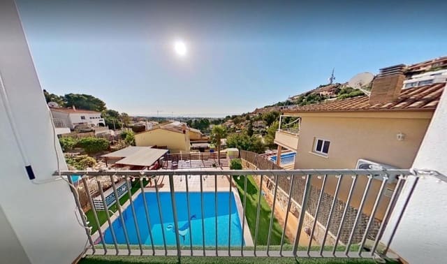 7 sovrum Villa till salu i Segur de Calafell, Calafell med pool garage - 379 000 € (Ref: 9548313)
