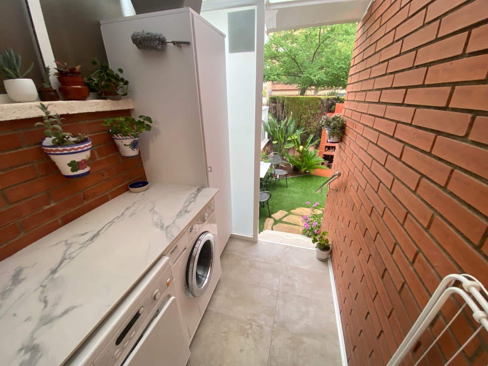 4 bedroom Terraced Villa for sale in Segur de Calafell with garage - € 365,000 (Ref: 9591391)