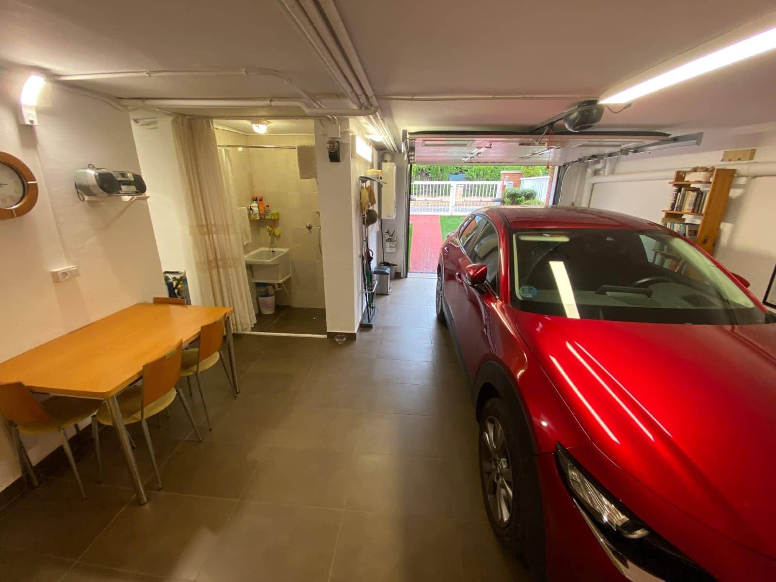 4 bedroom Terraced Villa for sale in Segur de Calafell with garage - € 365,000 (Ref: 9591391)