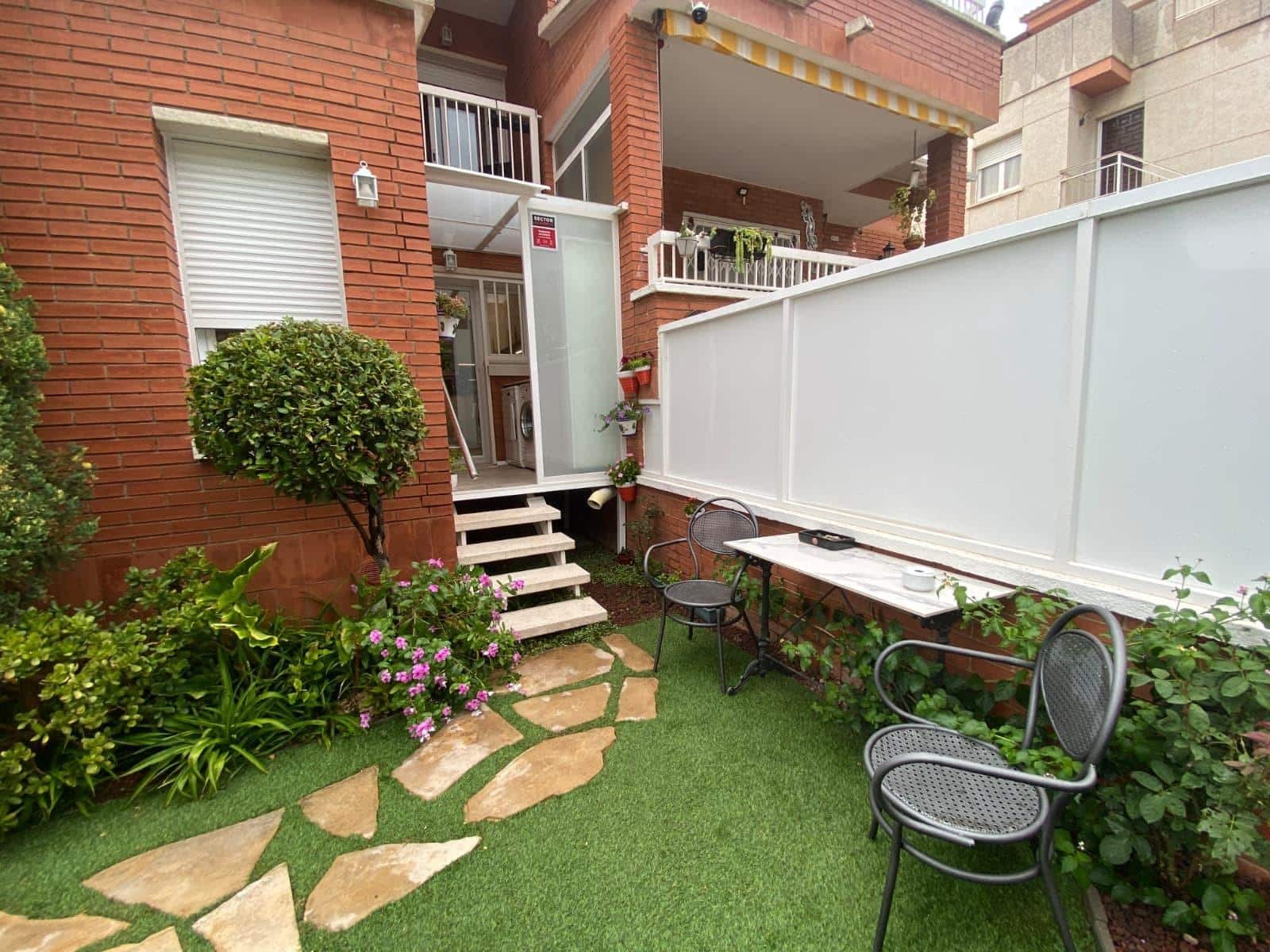 4 bedroom Terraced Villa for sale in Segur de Calafell with garage - € 365,000 (Ref: 9591391)